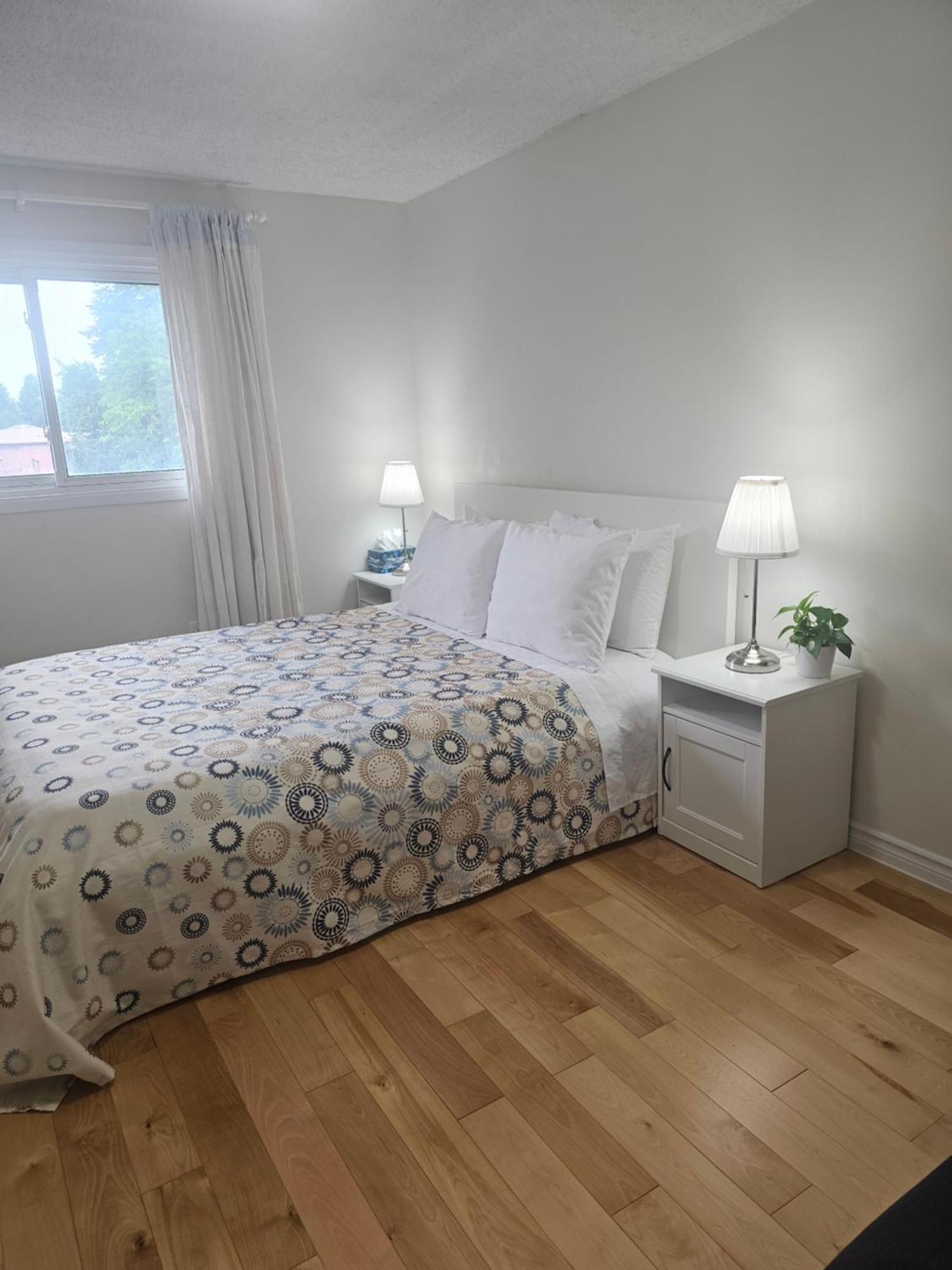 Apartment Modern Bright Cozy 3bed 3bath In Ajax, Greater Toronto Area Gta, On, Canada *